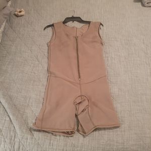 FAJATE NUDE BEIGE MEN BODY SHAPER
